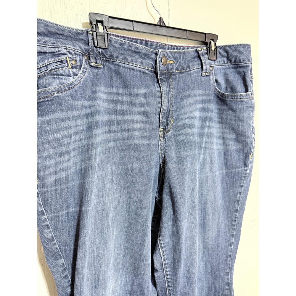 Lane Bryant Distinctly Boot Jeans Womens 20 Tall Blue Medium Wash Stretch Denim